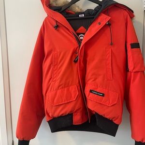 Orange Men’s Canada Goose Size S
